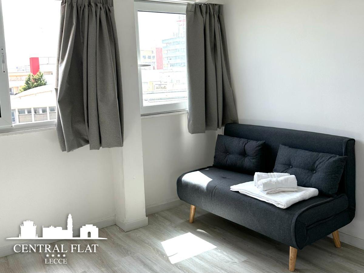 Central Flat - Attico Con Patio E Parcheggio Privato Apartment Lecce